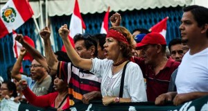 EL Gobierno de Perú advierte a la región de Loreto evitar la violencia en las protestas
Pobladores participan en una manifestación el 25 de agosto de 2015, en Iquitos (Perú)