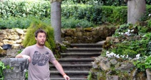 El hijo de David Bowie anuncia que será padre por primera vez
El director inglés, Duncan Jones, hijo del famoso compositor de rock británico David Bowie.