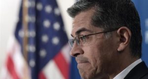 En la imagen, el fiscal general de California, Xavier Becerra. EFE/Archivo