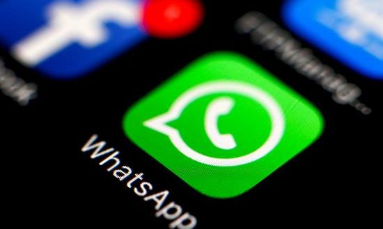 Los usuarios denuncian una caída masiva de la aplicación de mensajería WhatsApp y de las redes sociales Instagram y Facebook, todas ellas de la compañía estadounidense que dirige Mark Zuckerberg. EFE/Archivo