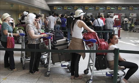 El ingreso de extranjeros a Perú aumentó un 5,1 por ciento en mayo pasado
El 27 por ciento de los extranjeros ingresaron a Perú por el aeropuerto internacional Jorge Chávez. EFE/Archivo