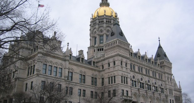 Hartford_Connecticut_State_Capitol