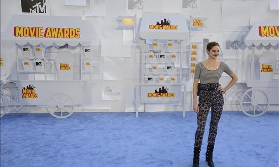 Shailene Woodley y "The Fault in Our Stars" brillan en los MTV Movie Awards
La actriz Shailene Woodley llega al Teatro Nokia, de Los Ángeles (EE.UU.). EFE