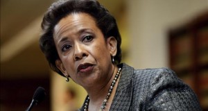 Lynch evita pronunciarse sobre posibles acciones contra presidente de la FIFA.