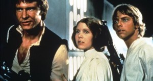 Han Solo será el protagonista de un nuevo filme del universo Star Wars
Harrison Ford (i), interpretando a Han Solo en un fotograma de la película de George Lucas, "La guerra de las galaxias", de 1977.