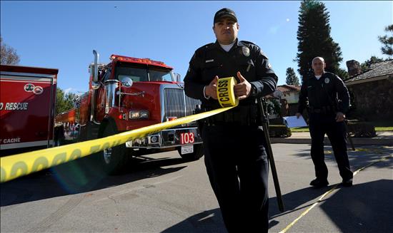 Al menos un herido en un tiroteo junto a centro de reclutamiento militar de EE.UU.
Las autoridades buscan al autor de los disparos, que no ha sido localizado y miembros del FBI, la policía federal, acuden al lugar de los hechos. EFE/Archivo