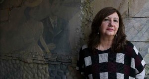 La peruana Jarque busca "acercar el arte a aquellos que no lo entienden"
La periodista peruana Fietta Jarque posa durante una entrevista con Efe este martes 21 de julio de 2015, en Lima (Perú). EFE