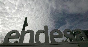 Endesa Chile define cartera con proyectos para Chile, Brasil, Colombia y Perú
Para Chile, serán 23 planes que producirán un total de 3.000 megavatios, lo que equivale a casi un 50 % de la capacidad actual instalada por Endesa Chile en el país y, de ellos, 2.200 megavatios serán desarrollados en los próximos 5 años.