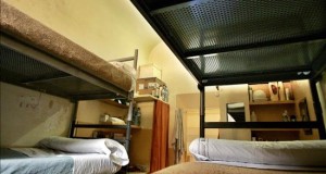 Perú anuncia que dictará leyes para permitir la concesión de las cárceles
El primer ministro remarcó que si bien es cierto que hay opiniones en contra de la inversión privada en los centros penitenciarios, afirmó que es necesario abrir un sistema mixto con el apoyo del sector privado.