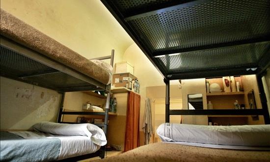 Perú anuncia que dictará leyes para permitir la concesión de las cárceles
El primer ministro remarcó que si bien es cierto que hay opiniones en contra de la inversión privada en los centros penitenciarios, afirmó que es necesario abrir un sistema mixto con el apoyo del sector privado.