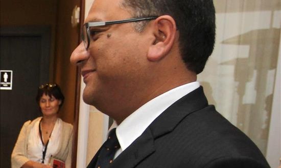 Perú cree que la exportación aguacate Hass a China será de 20 millones de dólares al año
El ministro peruano de Agricultura y Riego, Juan Manuel Benites.