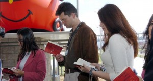 Medellín comparte con municipios de Perú su experiencia en la promoción de la lectura
El taller está auspiciado por la Agencia Española de Cooperación Internacional para el Desarrollo (AECID) y culminará con una conferencia que será parte del Plan de Fomento de la Lectura 2016 del CCE