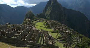 Perú recibe más de 1,67 millones de turistas, la mayoría de la Alianza del Pacífico
Panorámica de la ciudadela incaica de Machu Picchu.