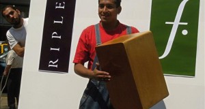 Falabella abre en Lima su tienda número 100 en Latinoamérica
La empresa aspira a que la tienda supere los 80 millones de soles (25 millones de dólares) en ventas en el primer año de operación y, dado el dinamismo del público joven en la ciudad, el diseño del local tiene un enfoque en la moda femenina joven