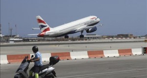 British Airways operará un vuelo directo a Lima a partir de mayo de 2016
El vuelo se realizará en un Boeing 777 con capacidad para transportar a 275 clientes en tres cabinas, y tendrá una frecuencia de tres veces a la semana durante la temporada de verano y dos veces a la semana durante el invierno en el Reino Unido.