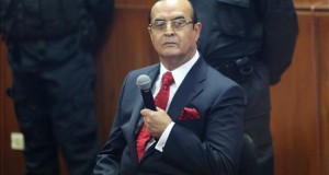 Detienen a un extestaferro de Montesinos y a un militar acusado de ejecutar terroristas
El exasesor presidencial de Perú Vladimiro Montesinos.