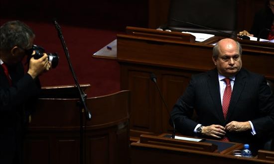 El primer ministro de Perú anuncia una nueva etapa de diálogo con sectores políticos
En la imagen, el presidente del Consejo de Ministros de Perú, Pedro Cateriano.