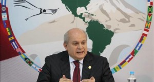 El primer ministro de Perú viajará a Arabia Saudí y a España
En la imagen, el primer ministro de Perú, Pedro Cateriano.