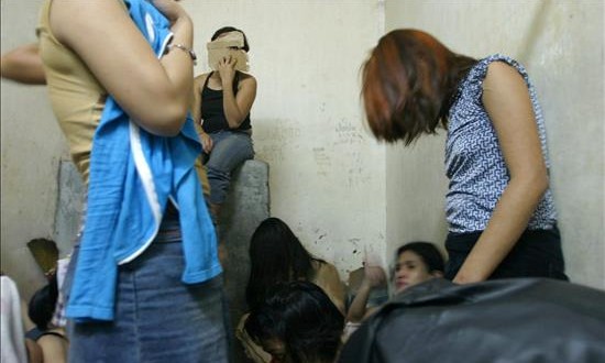 Detenido en Lima un francés acusado de proxenetismo y trata de personas
El detenido es un hombre de 29 años que había sido denunciado por una de sus presuntas víctimas, una mujer de 27 años que afirmó ante la Policía ser víctima de explotación sexual desde 2013.