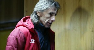 "Me quedaré tranquilo si sacamos los 6 puntos ante Paraguay y Brasil", dice Gareca
En la imagen, el director técnico de la selección peruana de fútbol, Ricardo Gareca.