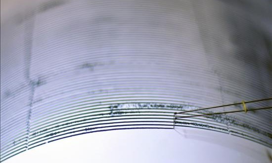 La selva de Perú sigue temblando tras los sismos del martes
Hasta el momento no se han reportado víctimas ni daños por los sismos que han seguido en la zona después de los dos movimientos telúricos de magnitud superior a 7 del martes que tuvieron una profundidad de casi 600 kilómetros y se sintieron en Chile, Bolivia y Brasil. E