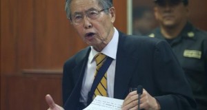 Fujimori se opone en carta a renovación partidaria que plantea su hija Keiko
El expresidente peruano Alberto Fujimori.