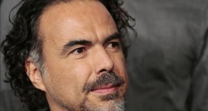Iñárritu inaugurará un 2016 en el que llegará la reunión de Batman y Supermán
El cineasta mexicano Alejandro González Iñárritu.