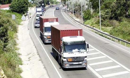 Detienen en Georgia a tres personas que intentaban vender Cesio-137
Traslado en camiones a un cementerio nuclear de cenizas radiactivas.