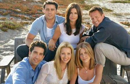 La reunión de "Friends" no podrá contar físicamente con todos sus miembros
El presidente de entretenimiento del canal, Robert Greenblatt, confirmó que el especial contaría con la presencia de Jennifer Aniston, Courteney Cox, Lisa Kudrow, Matt LeBlanc, David Schwimmer y el propio Perry, aunque no concretó si todos estarían presentes en el mismo lugar.