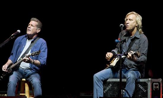 Muere Glenn Frey, uno de los fundadores de la banda de rock los Eagles
Imagen del desaparecido integrante de la banda estadounidense de rock Eagles, Glenn Frey (i).