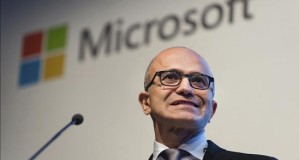 Microsoft donará 1.000 millones de dólares en servicios en la nube para una ONG
El consejero delegado de Microsoft Satya Nadella.