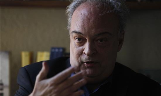 Vila-Matas considera "una salvajada" el desalojo de una emblemática librería de Lima
En la imagen, el escritor español Enrique Vila-Matas.