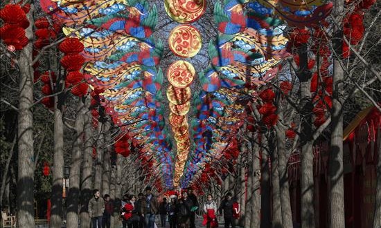 Los mil y un sabores del Año Nuevo Lunar chino
Preparativos para la celebración del Año Nuevo chino, hoy en Pekín.