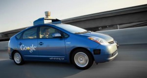 EEUU considera que los vehículos autodirigidos de Google son un conductor más
Fotografía cedida en donde se aprecia uno de los vehículos con piloto automático de Google.