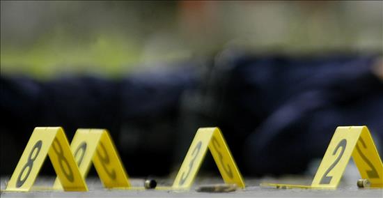 Mueren dos adolescentes en una escuela secundaria de EE.UU. tras recibir disparos
Hasta el momento las autoridades solo han revelado que se trata de dos estudiantes de décimo grado y que ambas tenían 15 años.