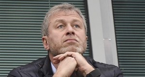 Abramóvich compra el 24 % de las acciones del Primer Canal de televisión rusa
El multimillonario ruso Román Abramóvich.