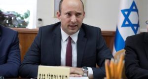 El titular israelí de Asuntos de la Diáspora, Naftali Benet, expuso el informe global que refleja "máximos históricos de antisemitismo en las calles, en internet y en la arena política en todo el mundo" y, a diferencia de otros años, "liderados por supremacistas blancos y neonazis". EFE