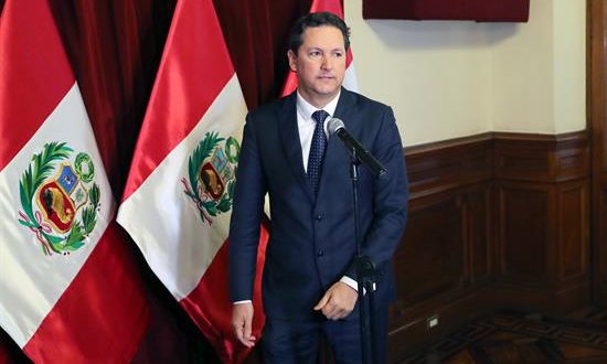 En la imagen, el presidente del Congreso peruano, Daniel Salaverry. EFE/Archivo