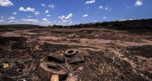 Vista este miércoles de los desastres causados por la ruptura de una represa de Vale, en Brumandinho (Brasil). EFE