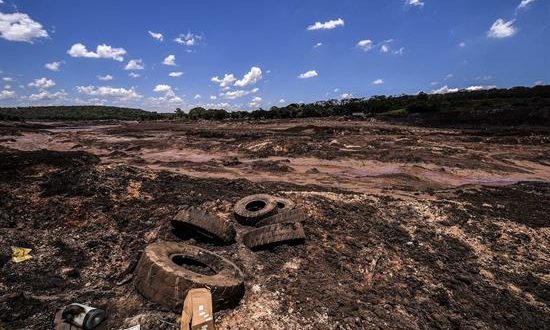 Vista este miércoles de los desastres causados por la ruptura de una represa de Vale, en Brumandinho (Brasil). EFE