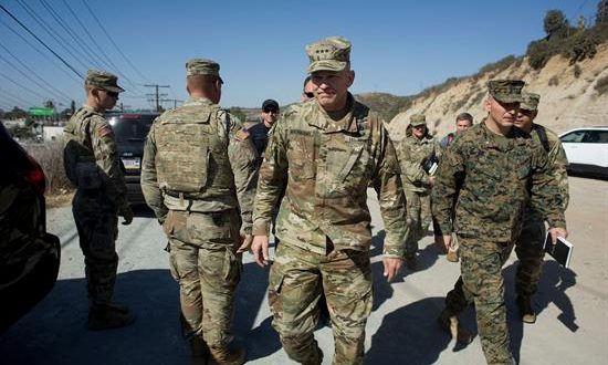 El Pentágono aprobó el despliegue de soldados a la frontera con México a finales de octubre, justo antes de las elecciones legislativas de noviembre, en las que el presidente de EE.UU., Donald Trump, hizo gala de la dureza de sus políticas migratorias en un intento por ganar votos para los republicanos. EFE/Archivo