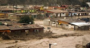 El deceso de la mujer fue confirmado por el Gobernador de la localidad del Tamarugal, Luis Tobar, quien precisó que el lamentable suceso se originó en el poblado de Macaya, en Pozo Almonte, a 1.770 kilómetros al norte de Santiago. EFE/Archivo