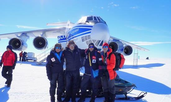Fotografía facilitada por el equipo "Antártida inexplorada 2018-2019" con motivo de la entrevista concedida a Efe. Agotado pero feliz por sus logros científicos, el equipo español "Antártida Inexplorada 2018-2019", que usa un pionero trineo de viento, vuelve a casa tras 52 días de viaje por ese rincón extremo que es, según explica a Efe, "lo más parecido a ir a otro planeta". EFE