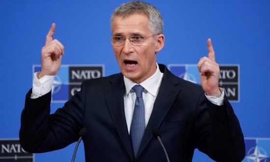 El secretario general de la OTAN, Jens Stoltenberg, pronuncia su discurso, este martes, antes de una reunión de ministros de Defensa de la OTAN, en la sede de la Alianza en Bruselas, Bélgica. EFE