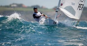 El regatista peruano Stefano Peschiera está enfocado en conseguir la primera medalla olímpica de Perú en vela, un ambicioso objetivo cuya ruta para alcanzarlo lo llevará a su país para competir este año en los Juegos Panamericanos de Lima 2019, donde aspira a colgarse el oro. Peschiera, de 24 años, competirá en la clase láser en los Panamericanos sin la presión de conseguir un cupo para los Juegos Olímpicos de Tokio 2020, pues ya lo obtuvo el año pasado en el Mundial de vela, donde se convirtió en el primer peruano clasificado para la cita olímpica, como ya hizo para Río de Janeiro 2016