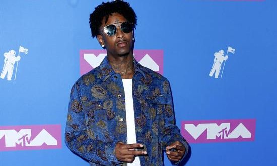 En la imagen un registro del rapero 21 Savage, quien está bajo custodia de las autoridades de Inmigración de Estados Unidos, tras ser detenido este domingo en un operativo en Atlanta (Georgia, EE.UU.). EFE/Archivo