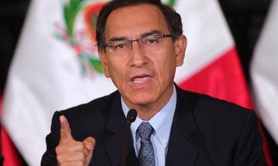 En la imagen, el presidente de Perú, Martín Vizcarra. EFE/Archivo