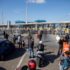 Agentes estadounidenses de aduanas participaban el pasado mes de enero en un simulacro de contención de migrantes entres la linea fronteriza de San Ysidro y la ciudad de Tijauana (México). EFE/Archivo