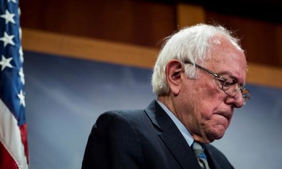 El senador independiente Bernie Sanders, durante una rueda de prensa en el Capitolio, en Washington, DC (EE. UU.). EFE/Archiv