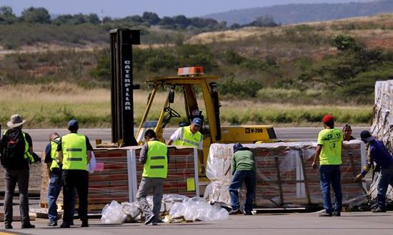 La llamada Red de Voluntarios por Venezuela denunció este martes que la empresa estatal de telecomunicaciones, Cantv, bloquea de manera intermitente su sitio en internet para gestionar la ayuda humanitaria solicitada por el jefe del Parlamento, Juan Guaidó.